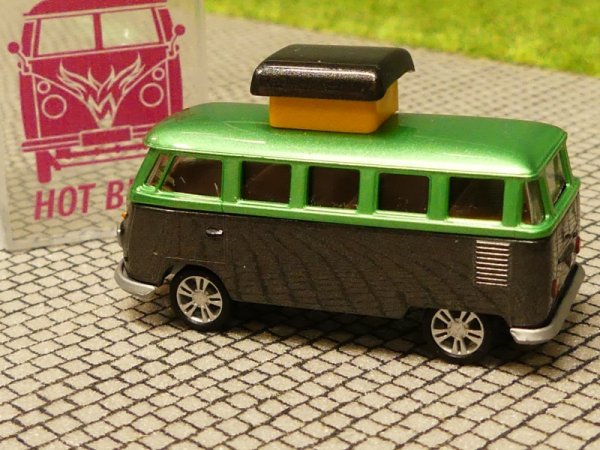 1/87 Brekina # 1852 a VW T1 b Camper grün/grau mit geöffnetem Hubdach Sondermodell Reinhardt