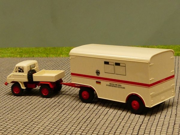 1/87 Brekina Unimog 411 MB Clinomobil 39109