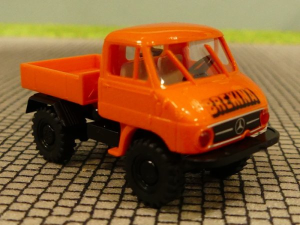 1/87 Brekina Unimog 411 Brekina orange