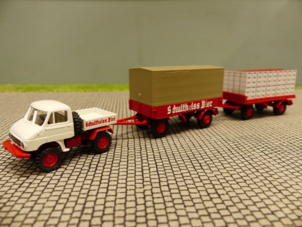 1/87 Brekina Unimog 411 MB Schultheiss Bier mit 2 Hängern 39112