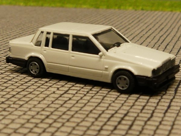 1/87 Euromodell IMU Volvo 760 GLE Limousine hellgrau