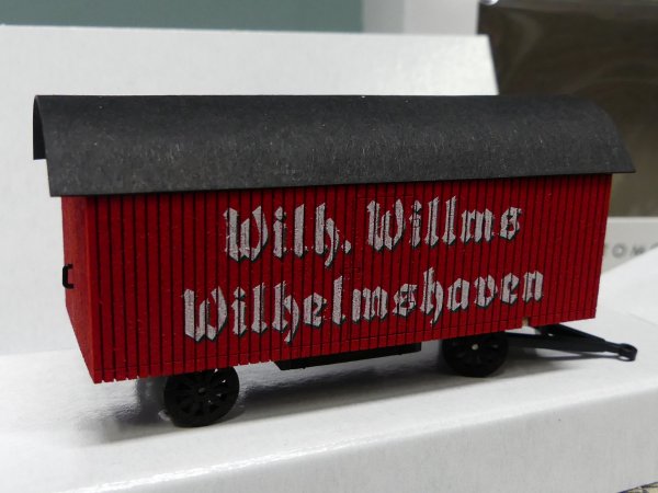 1/87 Busch Möbelanhänger rot 59964