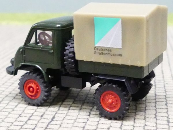 1/87 Brekina Unimog 402 Deutsches Straßenmuseum