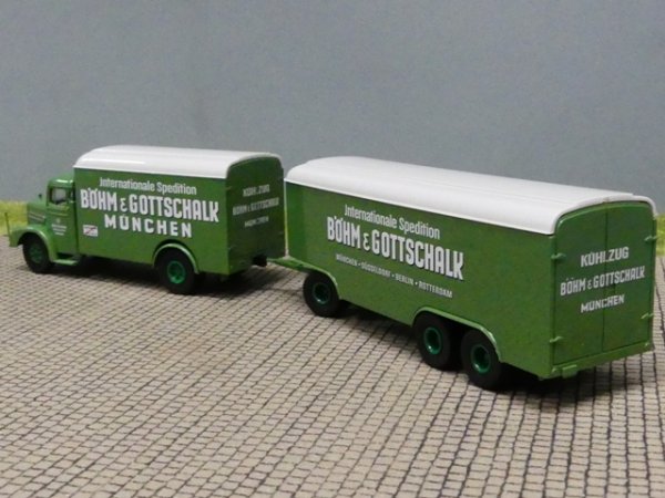 1/87 Brekina MAN F8 Böhm & Gottschalk Koffer Hängerzug 018341