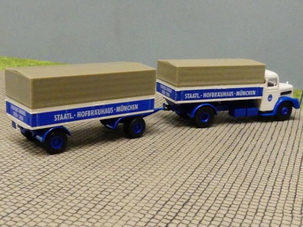 1/87 Brekina MAN F8 Hofbräuhaus München Planen Hängerzug 7223