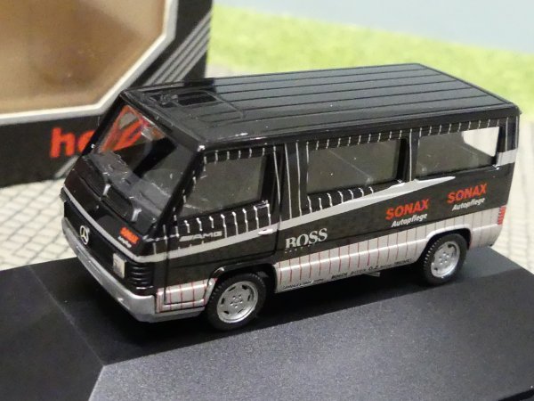 1/87 Herpa MB 100D Boss Sonax 180535