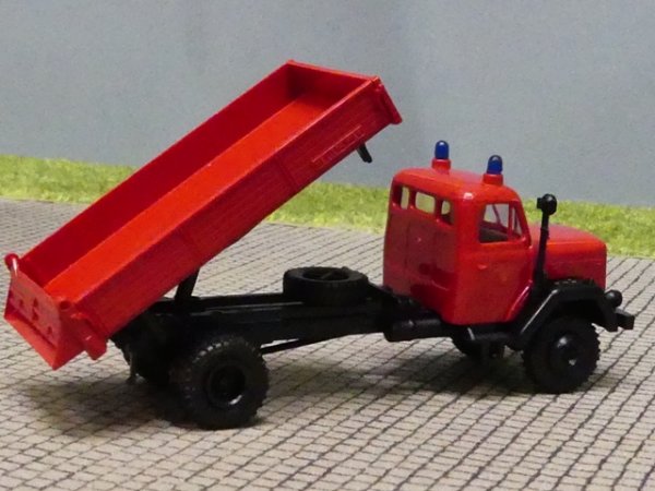 1/87 Brekina Magirus 125 Feuerwehr München Kipper SONDERPREIS 46203