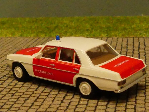 1/87 Brekina MB /8 Feuerwehr 23507