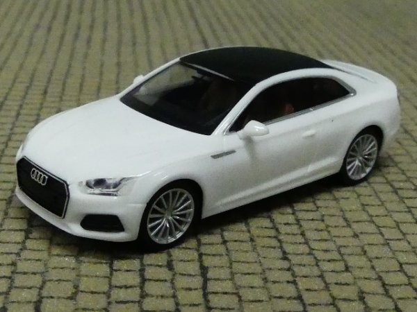 1/87 Herpa Audi A5 Coupe ibisweiß 028660-002