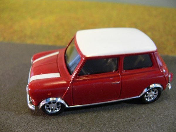 1/43 Solido Mini Cooper Tuning rot