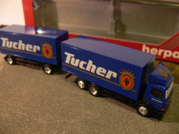 1/87 Herpa MB 2523 Tucher Bier Koffer-Hängerzug 146333