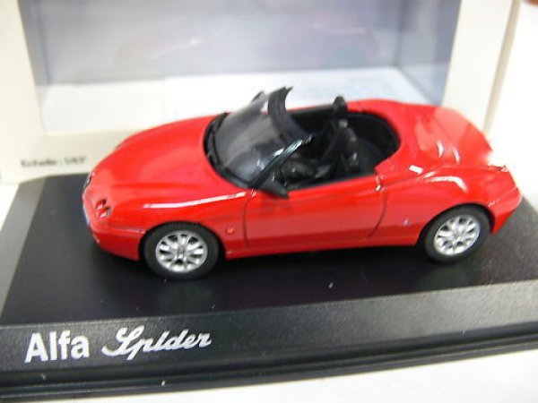 1/43 Norev Alfa Spider Cabriolet rot 90100