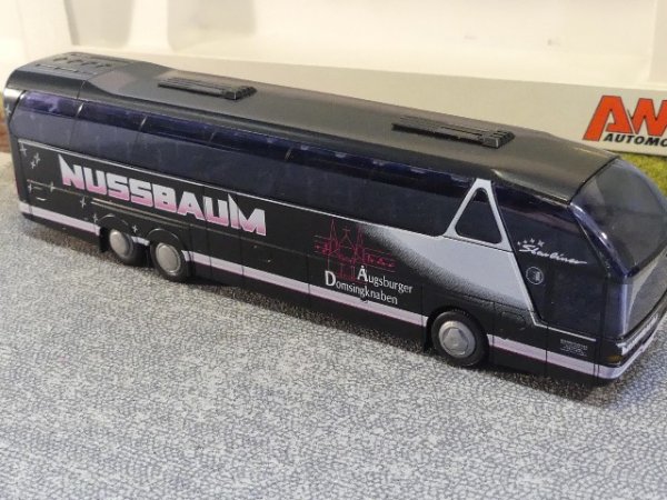 1/87 AWM Neoplan Starline 515 SHD Nussbaum Augsburger Domsingknaben 71534