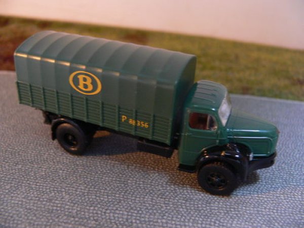 1/87 Brekina Berliet GLR 8 PP Belgische Bahn B 85317