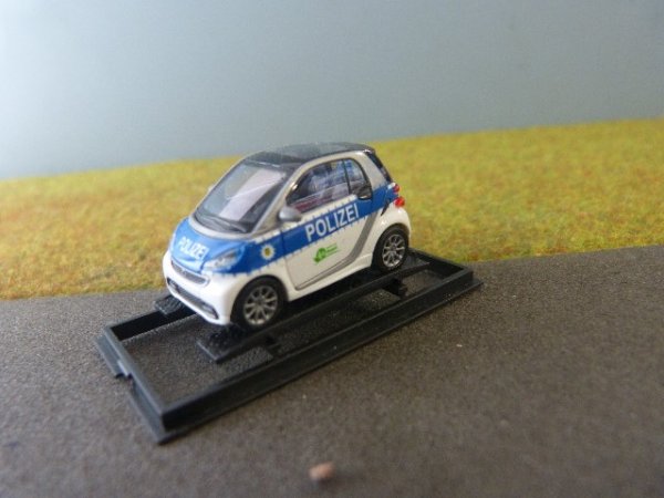 1/87 Busch Smart Fortwo Polizei 46209