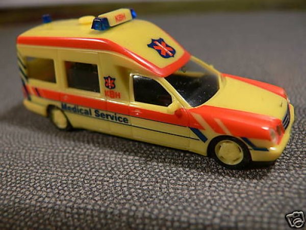 1/87 Herpa MB W210 Binz Medical Service Hannover 044042