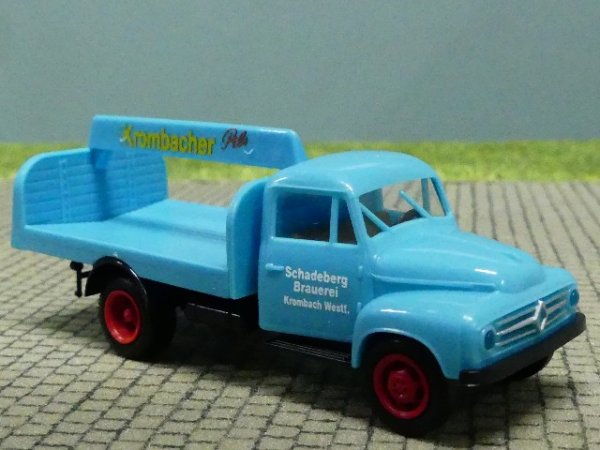 1/87 Brekina Borgward 1500 Krombacher Pils Getränkepritsche