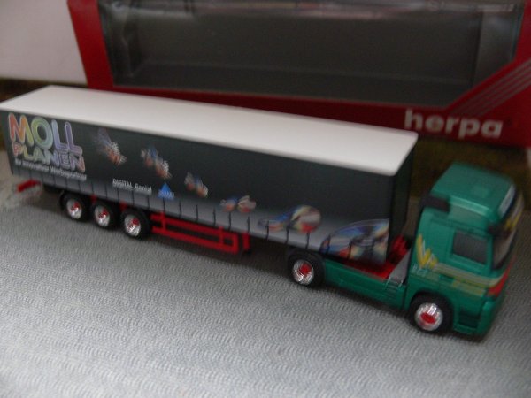 1/87 Herpa MB Actros LH Moll Planen / Budde Gardinenplanen-SZ 188876