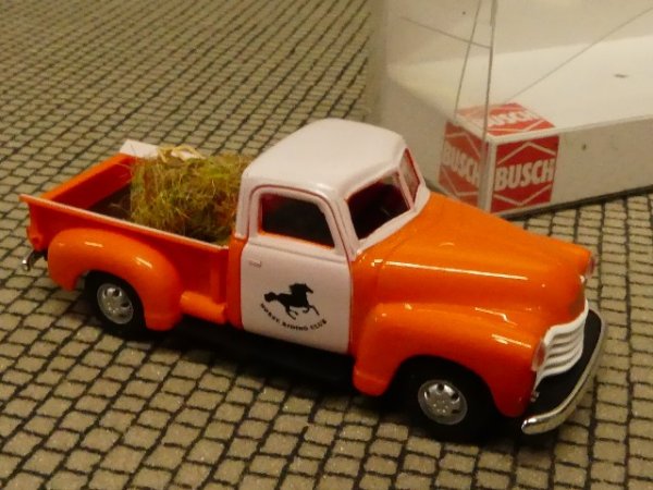 1/87 Busch Chevrolet Pick-up horse riding club USA 48225