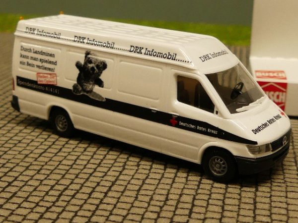 1/87 Busch MB Sprinter DRK Infomobil 47825