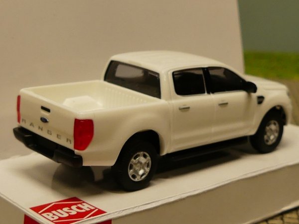 1/87 Busch Ford Ranger weiß 52802