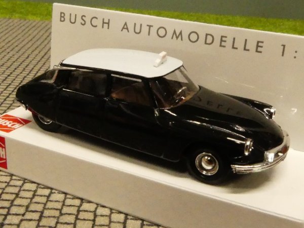 1/87 Busch Citroen DS 19 Taxi 48014