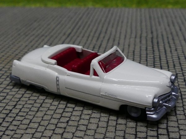 1/87 Busch Cadillac Cabrio´54 weiß offen 83403 Praline