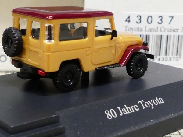 1/87 Busch Toyota Land Cruiser 80 Jahre Toyota 43037