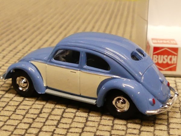 1/87 Busch VW Käfer Brezelkäfer blau/weiß 42780