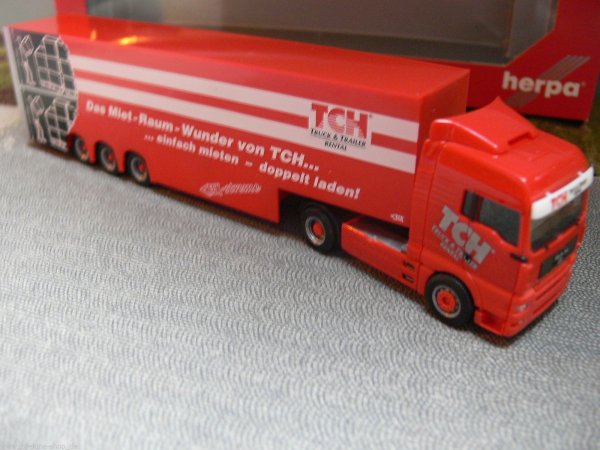 1/87 Herpa MAN TGA XLX Doppelstock-Koffer-Sattelzug TCH 152884 E