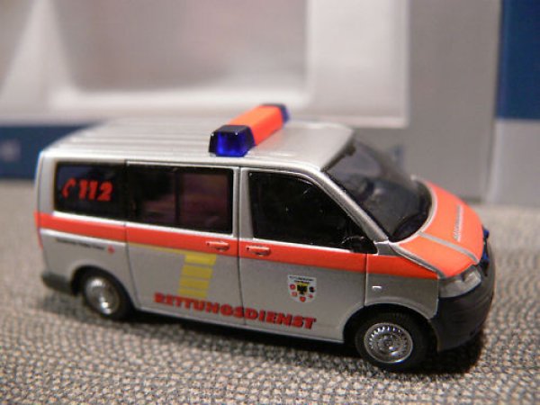 1/87 Rietze VW T5 Bus DRK Dortmund SoMo Intermodellbau