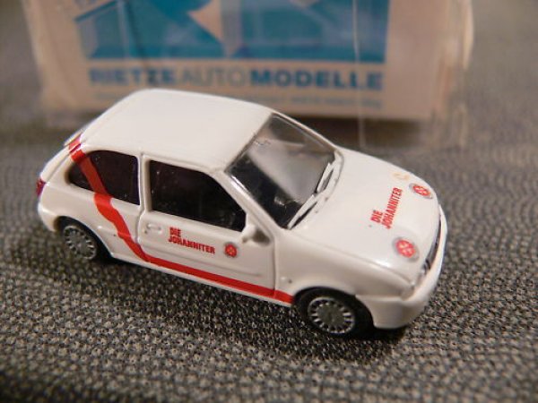 1/87 Rietze Ford Fiesta Die Johanniter 50800