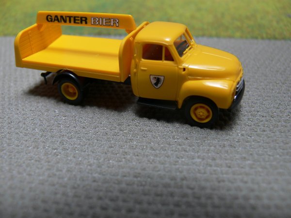 1/87 Brekina Opel Blitz Ganter Bier 35322