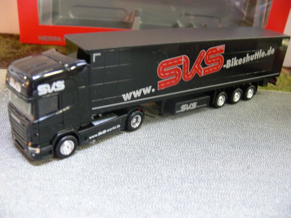 1/87 Herpa Scania R09 SKS Bikeshuttle Gardinenplanen SZ 159722