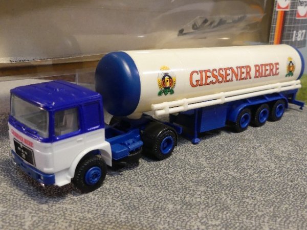 1/87 Herpa MAN F8 Giessener Biere Tank SZ #244