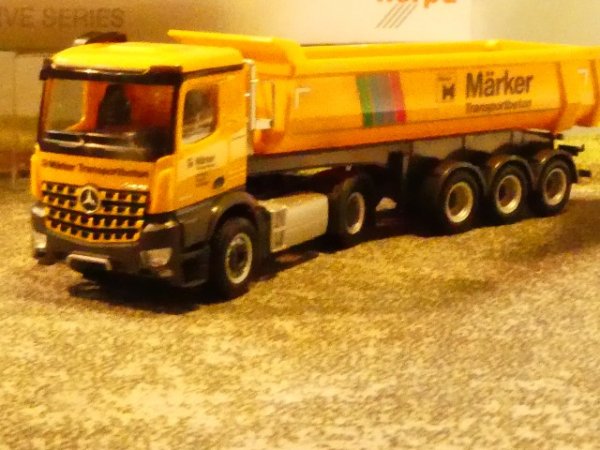 1/87 Herpa MB Arocs Rundmulden SZ Märker 935395