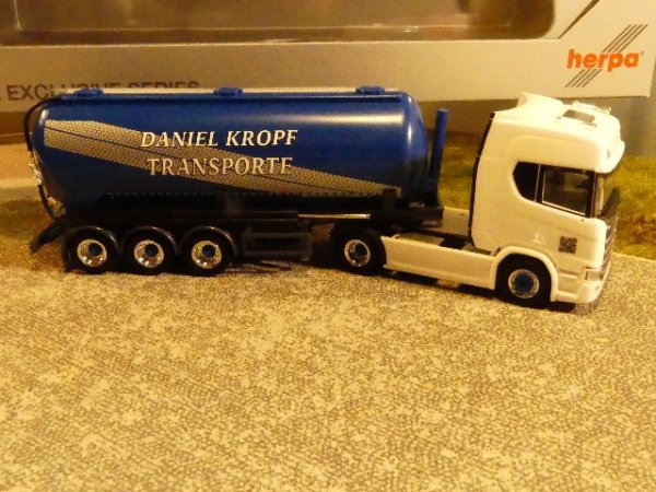 1/87 Herpa Scania CR HD Silo-SZ Daniel Kropf  ( CH  ) 934992