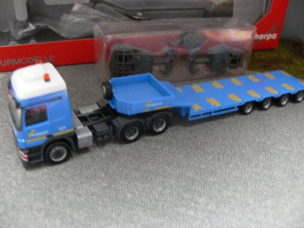 1/87 Herpa MB Actros L Felbermayr Semiteflade-SZ mit Hakenflaschen 303897