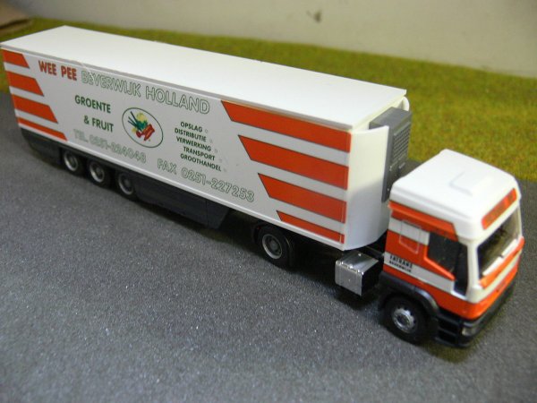 1/87 Rietze Iveco Eurotech Wee Pee Beverwijk Holland Fruit Kühlkoffer-SZ 60411