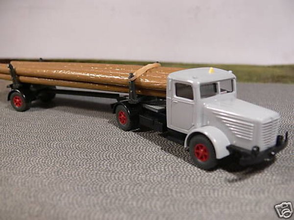 1/87 Wiking Büssing 8000 Langholz Sattelzug 839