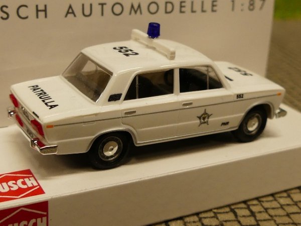 1/87 Busch Lada 1600 Patrulla 50562