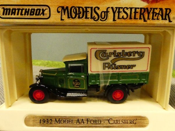 Matchbox Yesteryear Model Ford AA 1932 Carlsberg YGB05