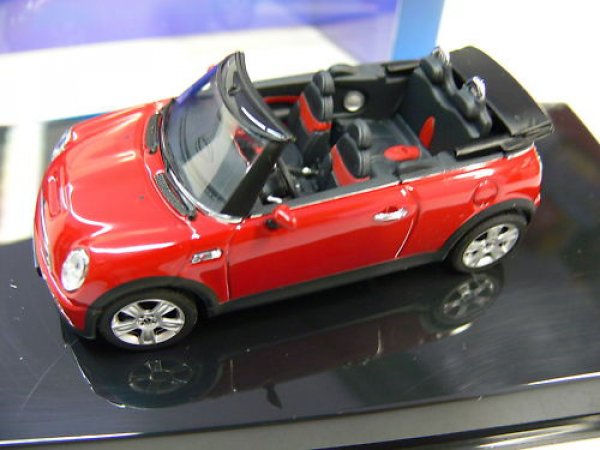 Modellspielwaren Reinhardt - 1/43 AUTOart Mini Cooper S Cabrio (rot) 54843