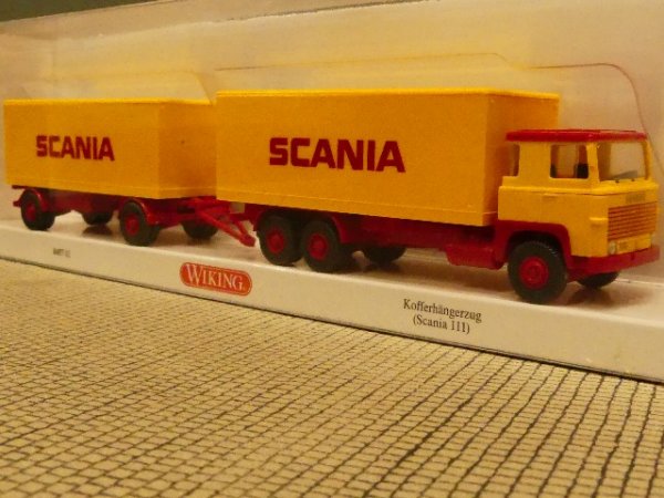 1/87 Wiking Scania 111 Kofferhängerzug 0457 02