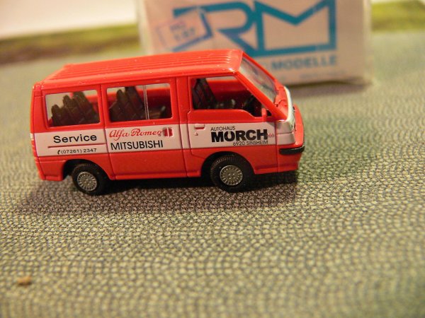 1/87 Rietze Mitsubishi L300 Bus Autohaus Mörch Sinsheim 30204