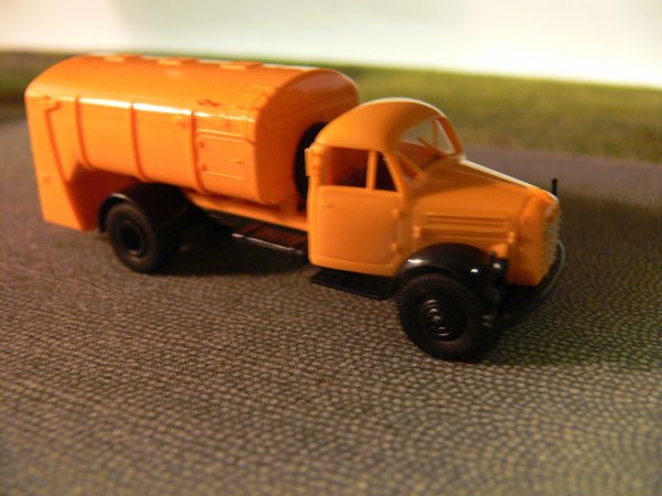 1/87 Brekina Borgward 4500 Müllwagen orange