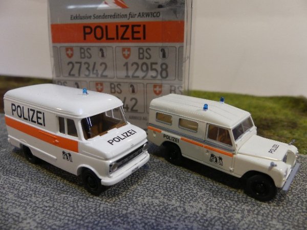 1/87 Brekina Set Polizei Basel Schweiz CH Opel Blitz + Land Rover 99292