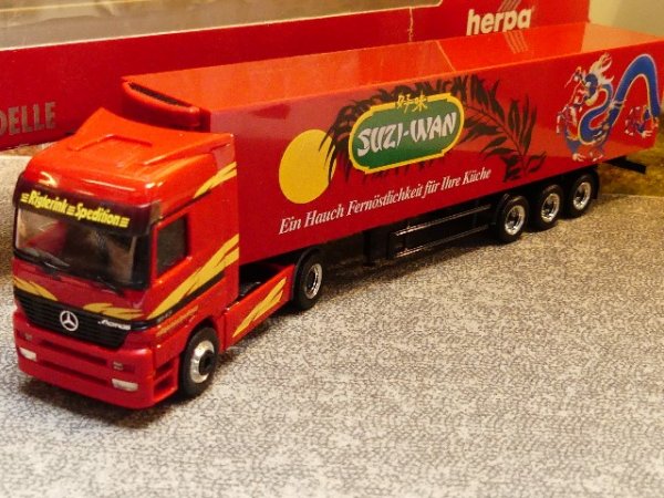 1/87 Herpa MB Actros Rigterink SUZI WAN Kühlkoffer Sattelzug 149457