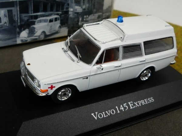 1/43 Atlas Volvo 145 Express Ambulance Collection