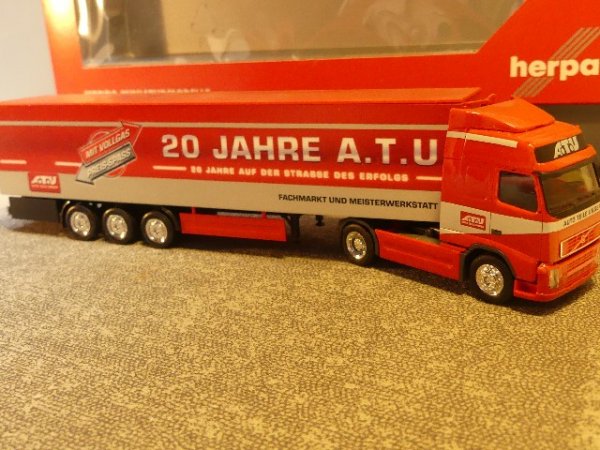 1/87 Herpa Volvo ATU Koffer Sattelzug 169000